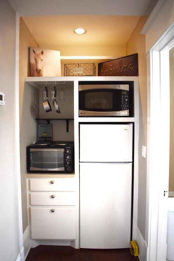 Greeley Gardens 2Nd Floor Efficiency With A View Apartment Houston Bagian luar foto
