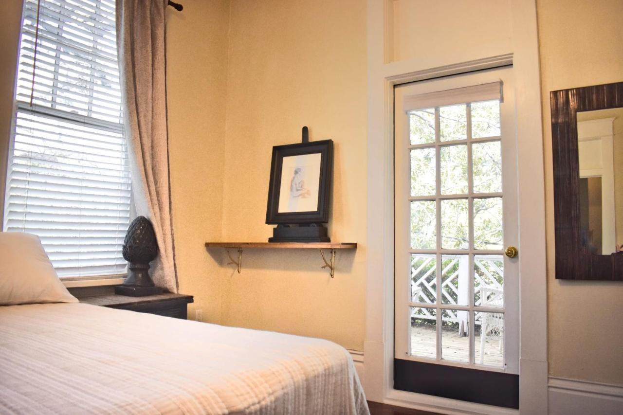 Greeley Gardens 2Nd Floor Efficiency With A View Apartment Houston Bagian luar foto