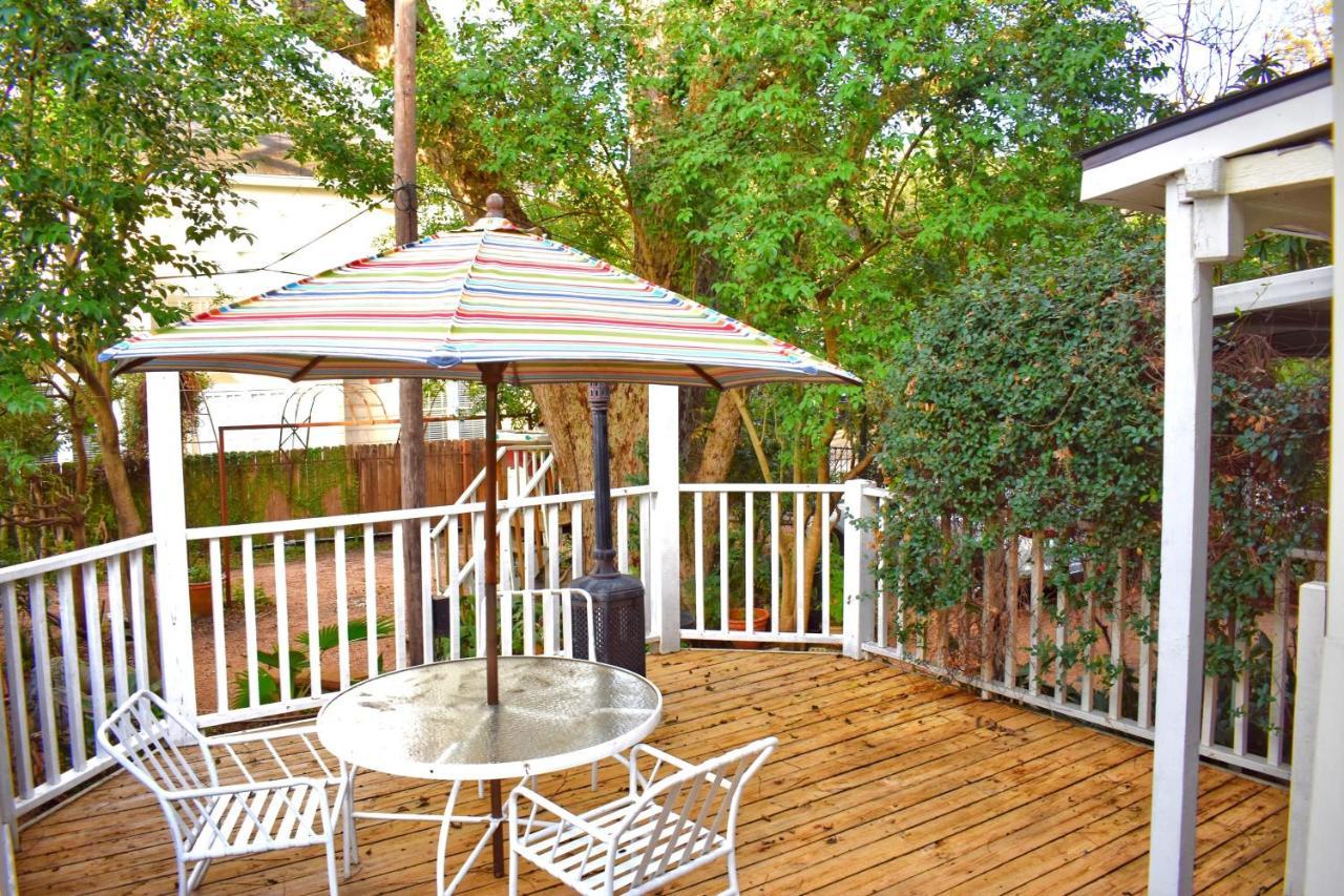 Greeley Gardens 2Nd Floor Efficiency With A View Apartment Houston Bagian luar foto